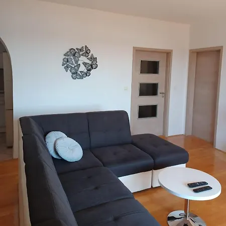 Bella Vista アパート *